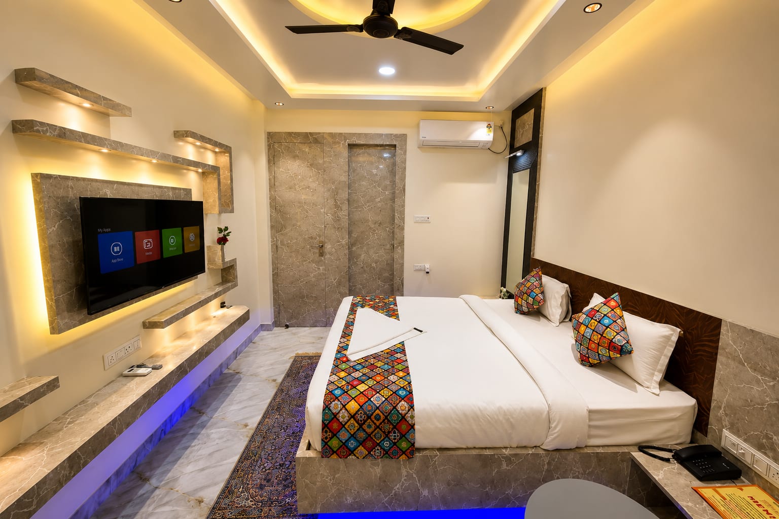 Luxury room at Hotel Real Inn